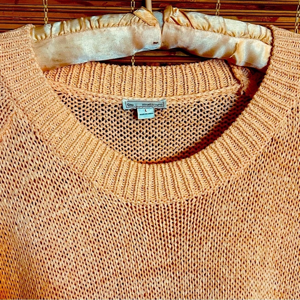 Gap Women’s Cozy Knit Sweater in Peach - Picture 6 of 7